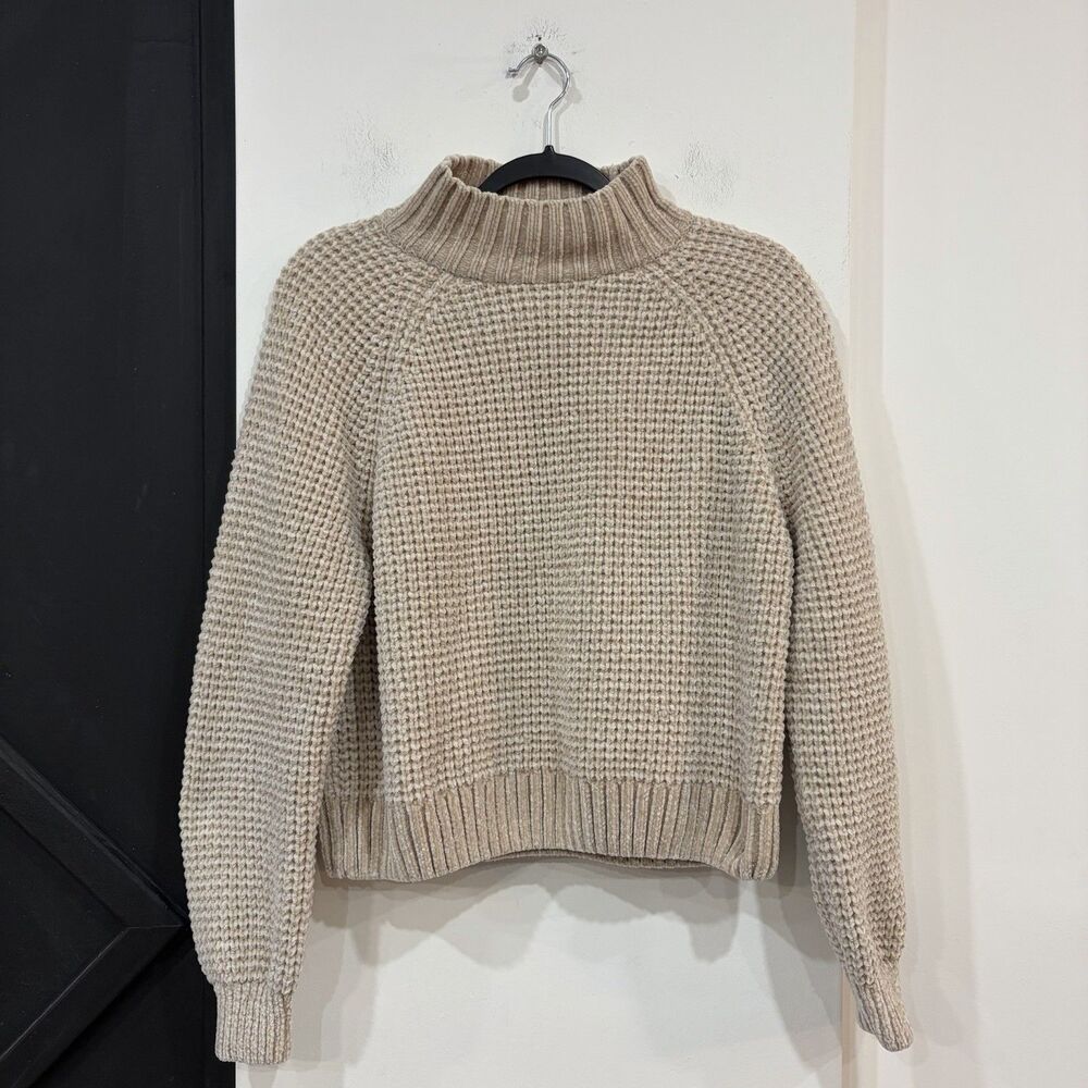 H&M Tan Waffle Knit Chenille Mock Neck Sweater Size Large Fall Soft